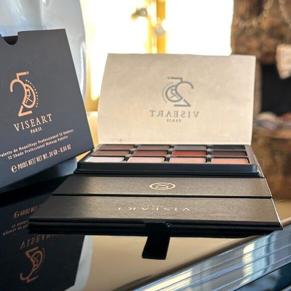 Viseart LIMITED EDITION VisePRO Neutral Mattes 25e Anniversary Eyeshadow Palette - Picture 9 of 12